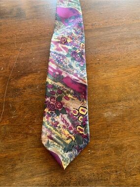 Structure Floral Silk Tie in Burgundy, Green, Yellow